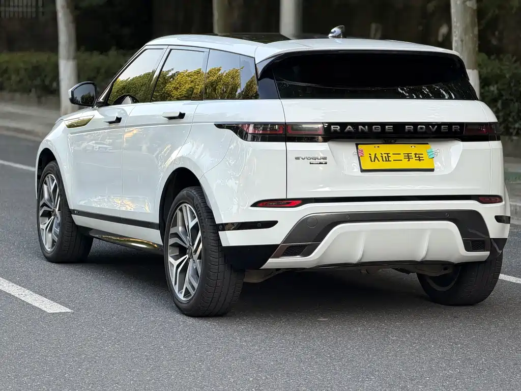Land Rover Evoque 2019 — фото 17
