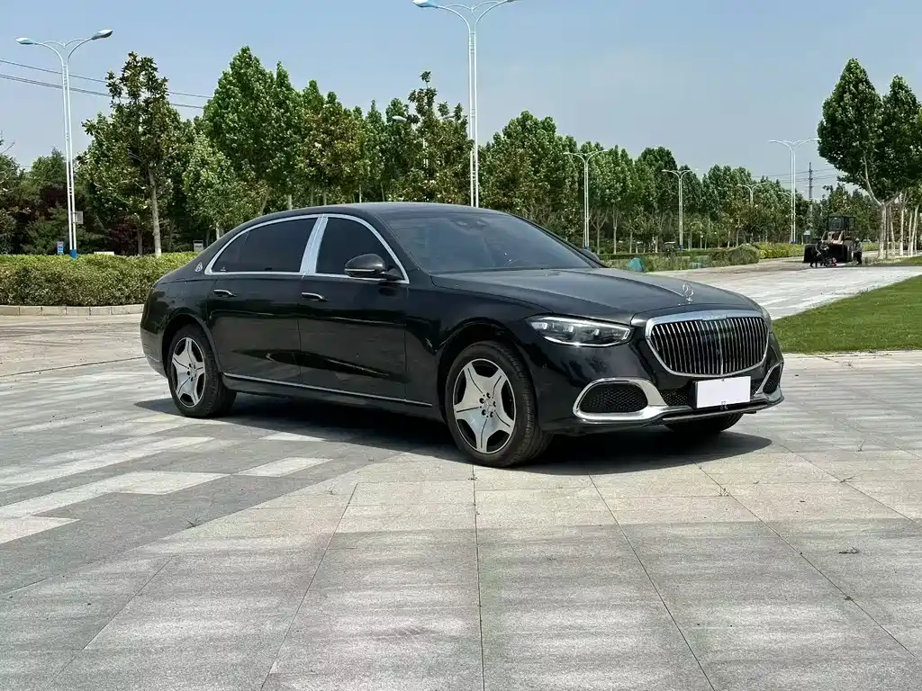Mercedes-Benz S-Class 2025 — фото 2