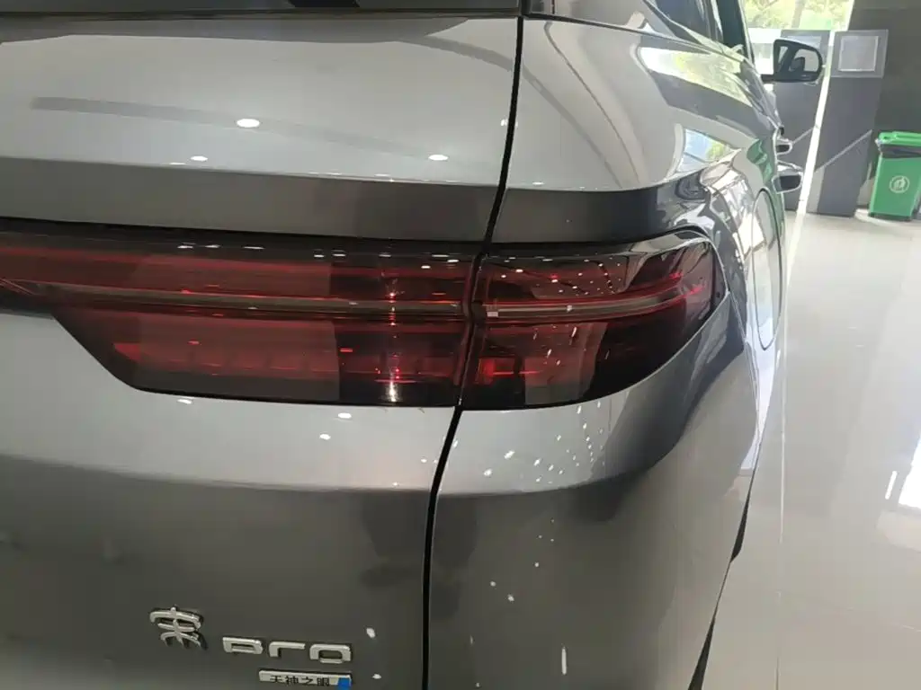 BYD Song Pro New Energy 2025 — фото 8