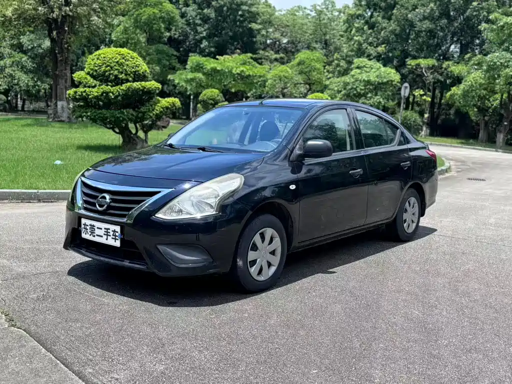 Nissan Sunny 2016