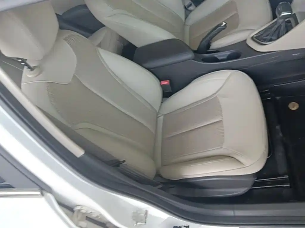 Buick Excelle GT 2016 — фото 25
