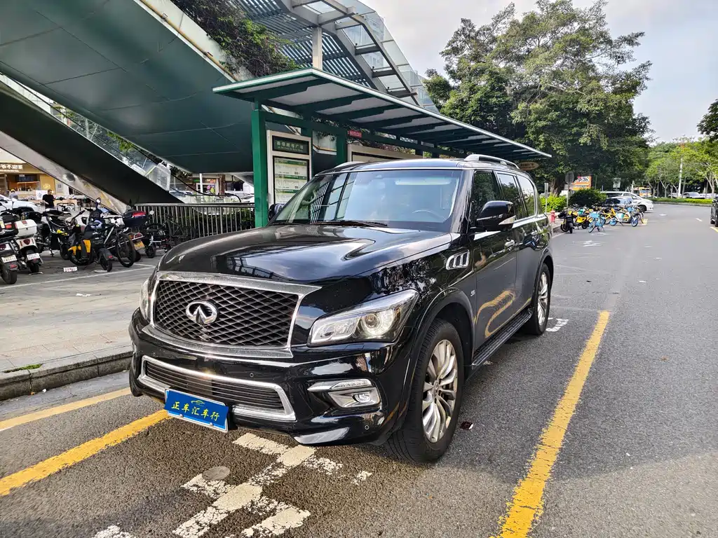 Infiniti QX80 2017 — фото 1