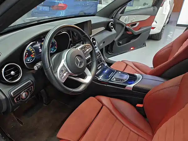 Mercedes-Benz C-Class 2021