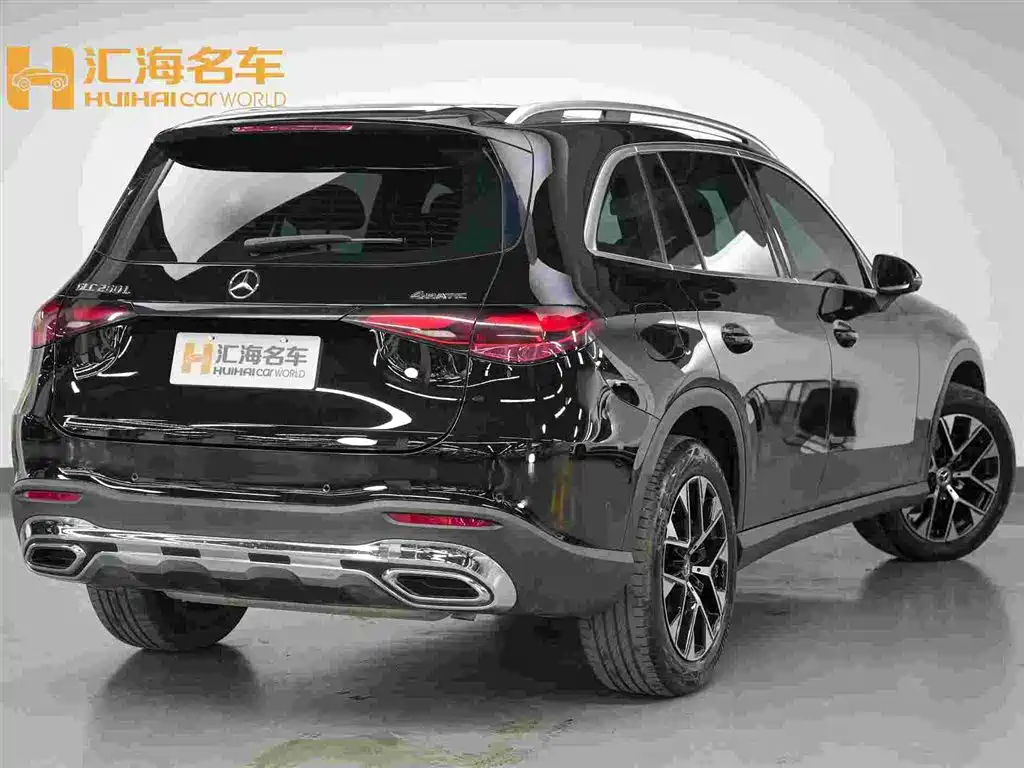 Mercedes-Benz GLC 2025
