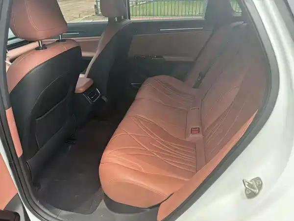 Geely Galaxy L6 2025