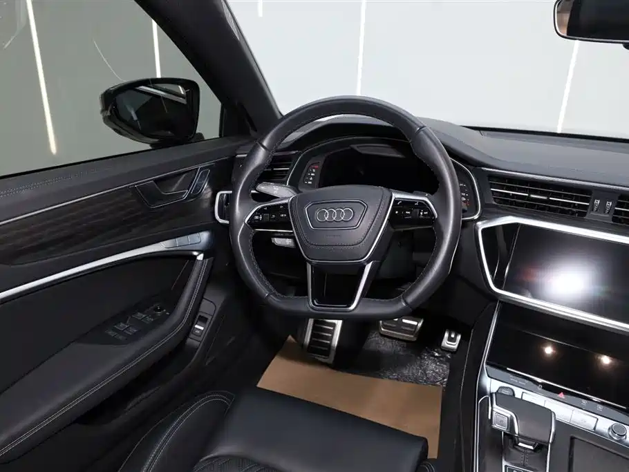 Audi A6L 2025 — фото 28