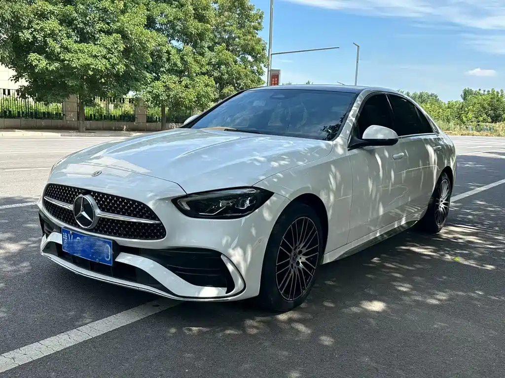 Mercedes-Benz C-Class 2022