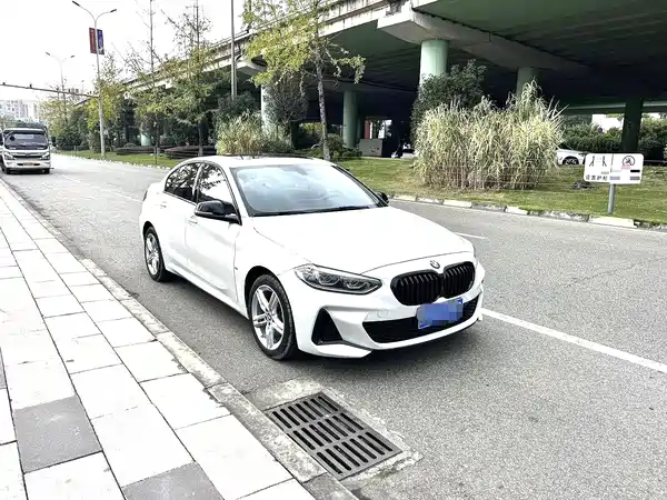 BMW 1 Series 2023