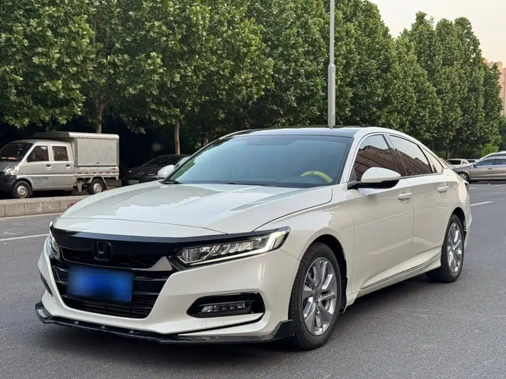 Honda Accord 2021 — фото 1