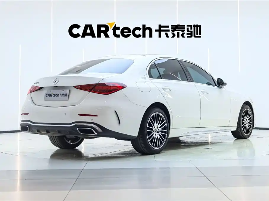 Mercedes-Benz C-Class 2023 — фото 4