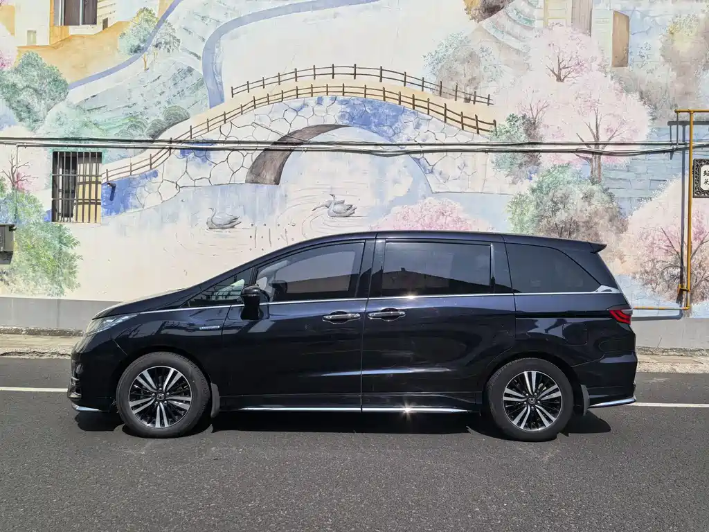 Honda Odyssey 2019 — фото 12