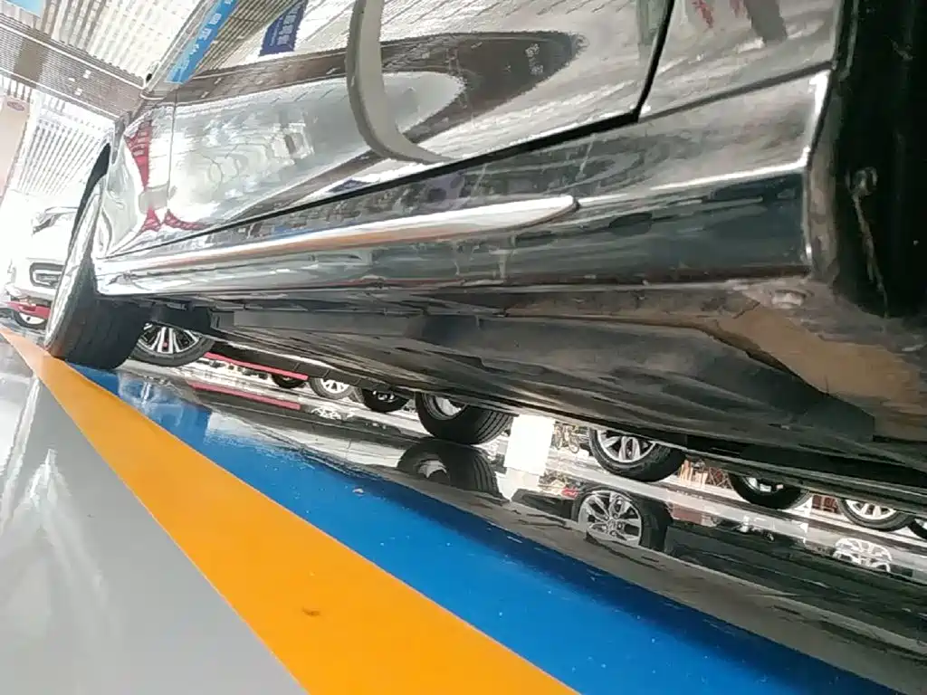 Toyota Camry 2023 — фото 21