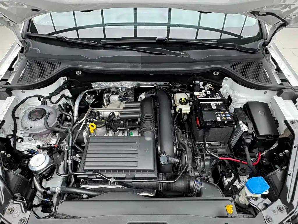 Skoda Karoq 2023 — фото 22