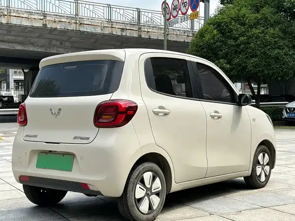 Wuling Hongguang MINIEV 2025
