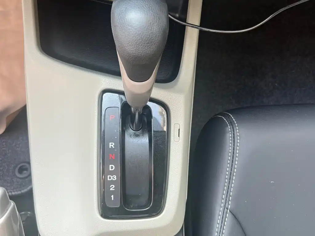 Honda Civic 2015 — фото 18