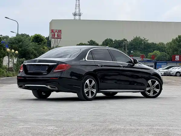 Mercedes-Benz E-Class 2017