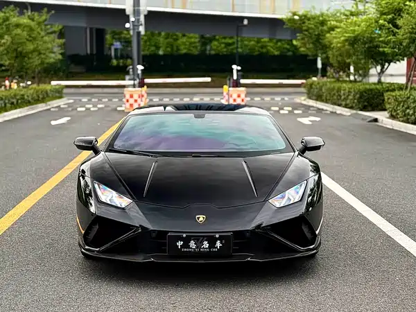 Lamborghini Huracan 2023