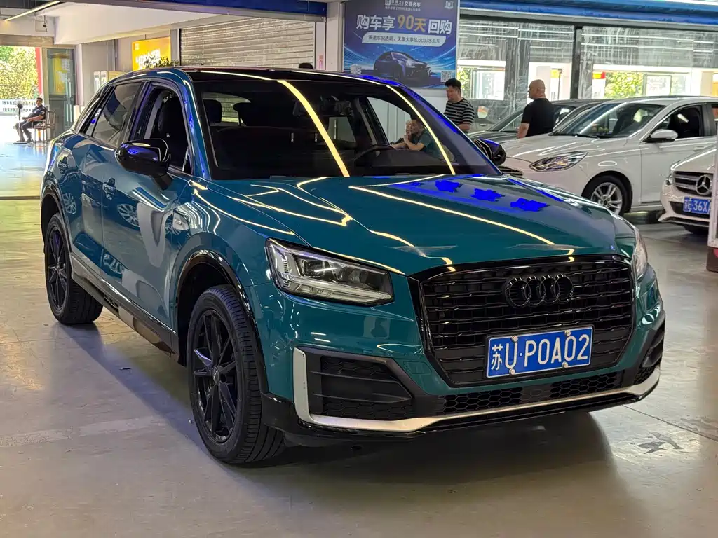 Audi Q2L 2019