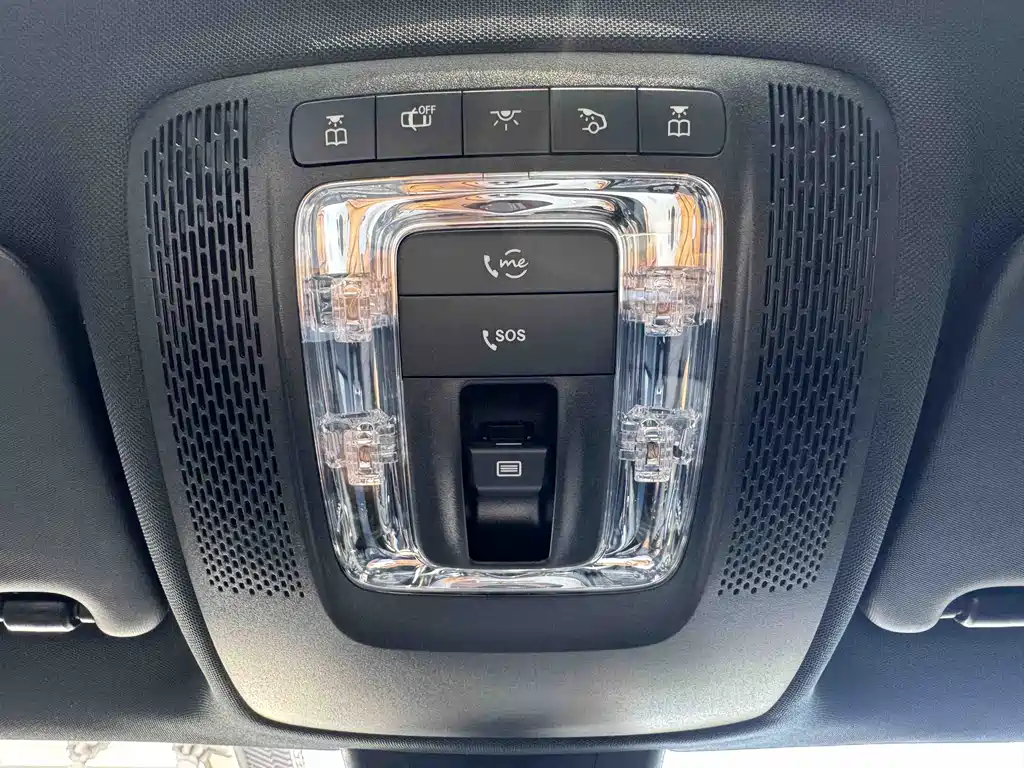 Mercedes-Benz A-Class 2022 — фото 15