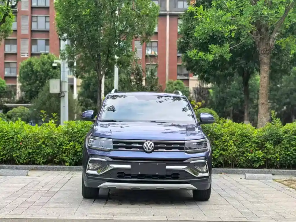 Volkswagen T-Cross 2019 — фото 2