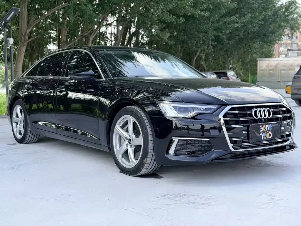 Audi A6L 2022