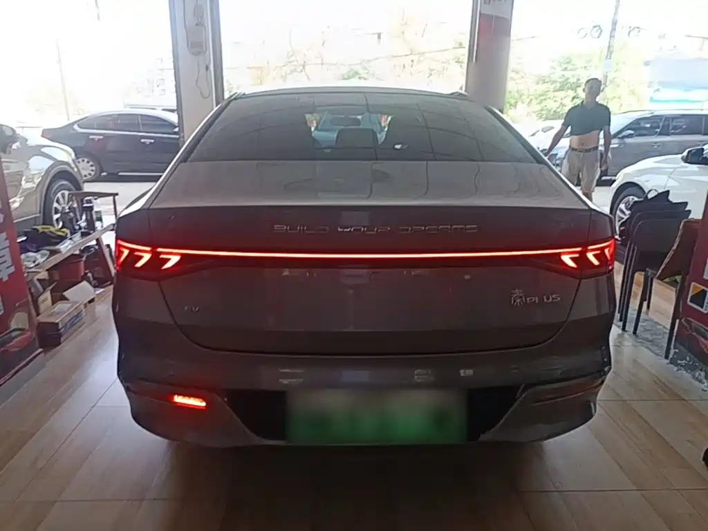 BYD Qin PLUS 2023 — фото 4