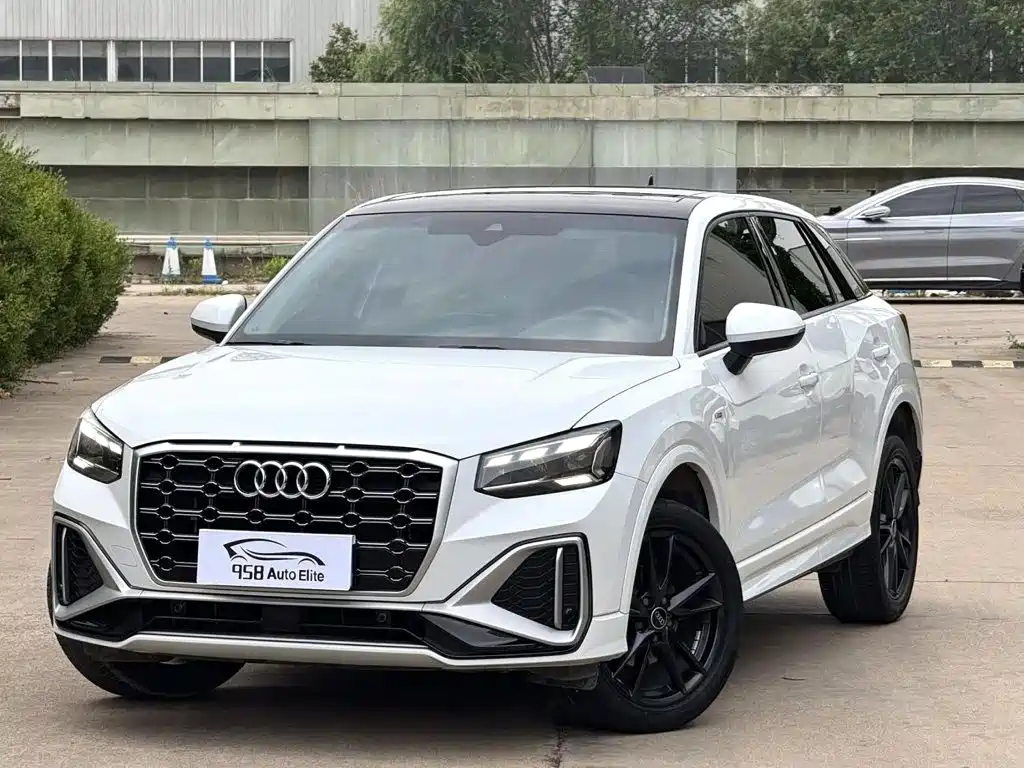 Audi Q2L 2022