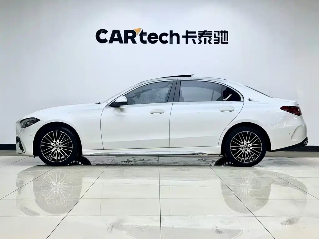 Mercedes-Benz C-Class 2022 — фото 4