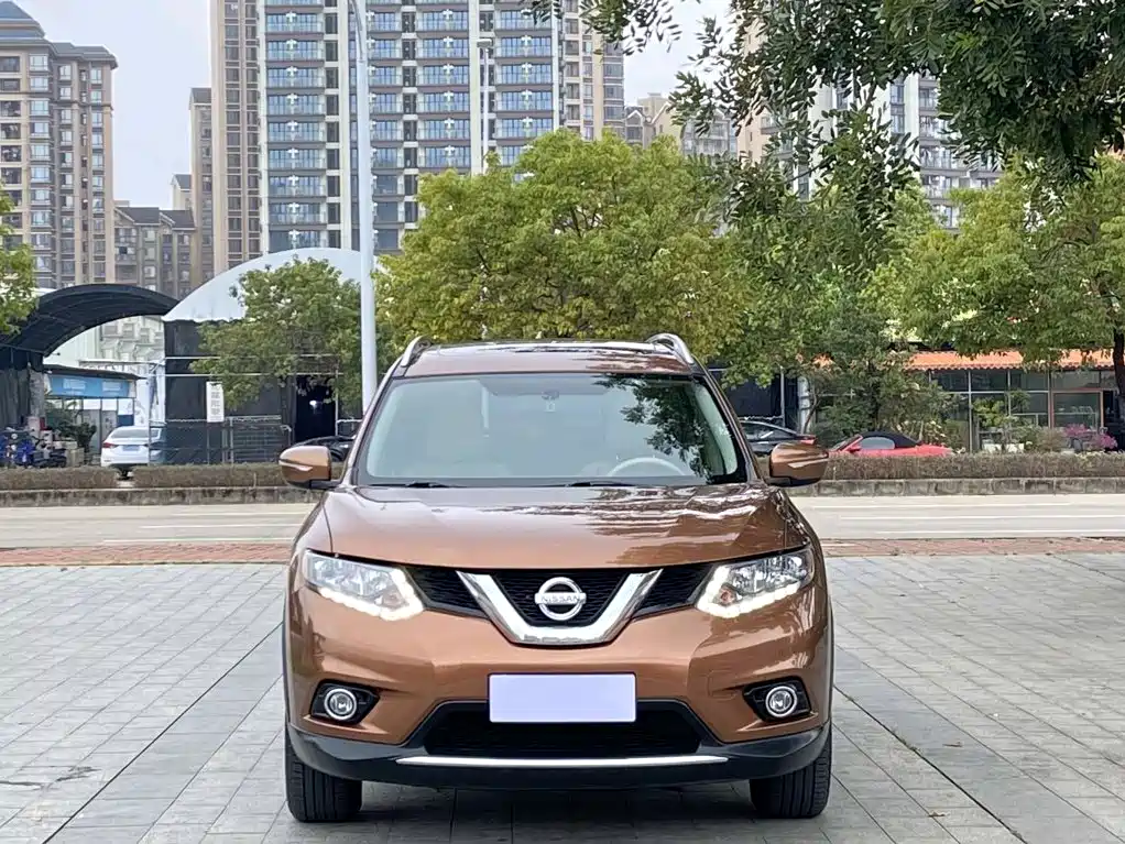 Nissan X-Trail 2014 — фото 2