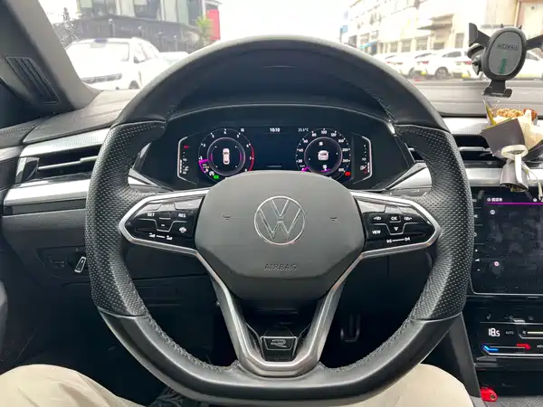 Volkswagen CC 2023