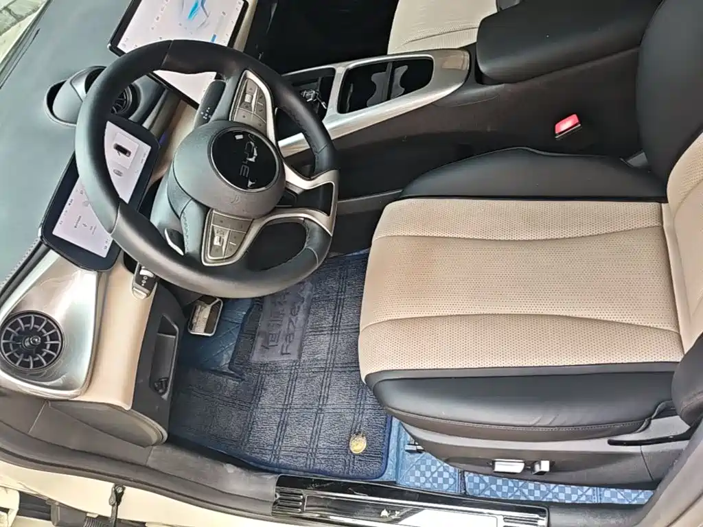BYD Dolphin 2025 — фото 16