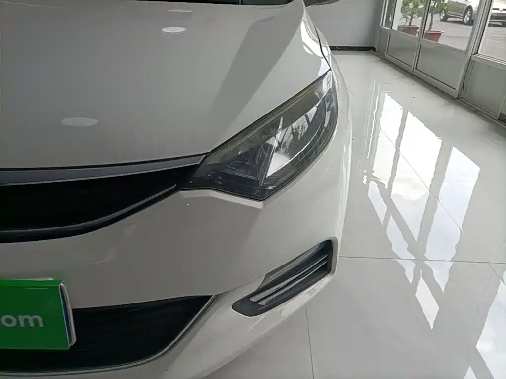 Changan Eado XT 2014 — фото 24