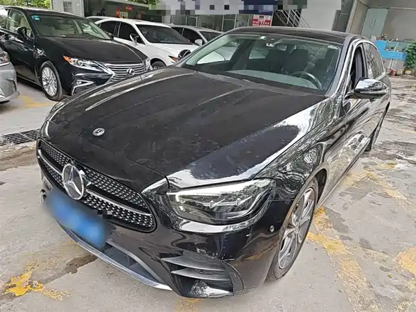 Mercedes-Benz E-Class 2021