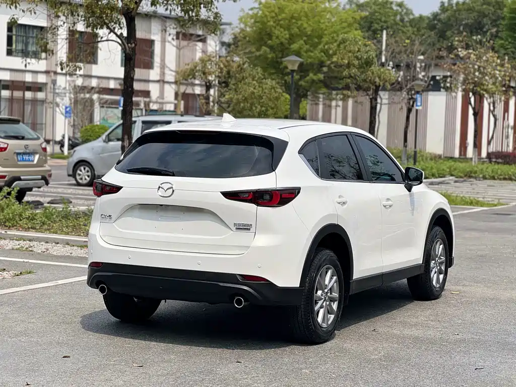 Mazda CX-5 2025