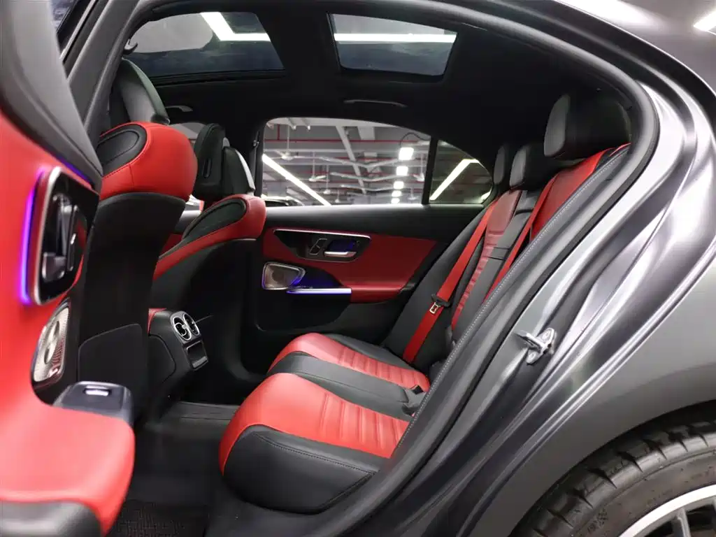 Mercedes-Benz C-Class AMG 2024 — фото 20