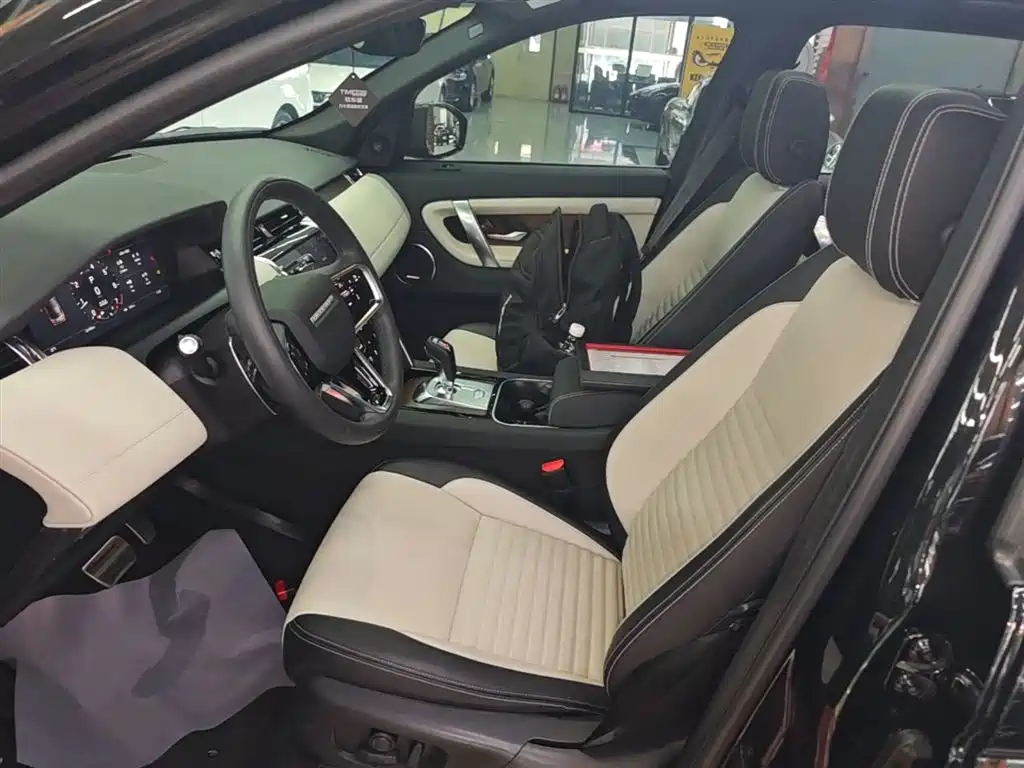 Land Rover Discovery Sport 2023 — фото 15
