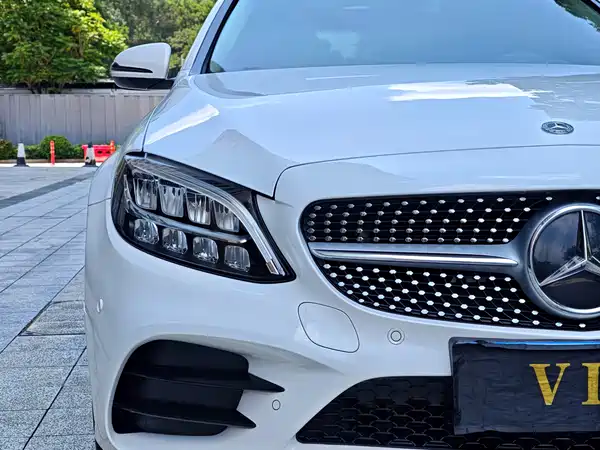 Mercedes-Benz C-Class 2021