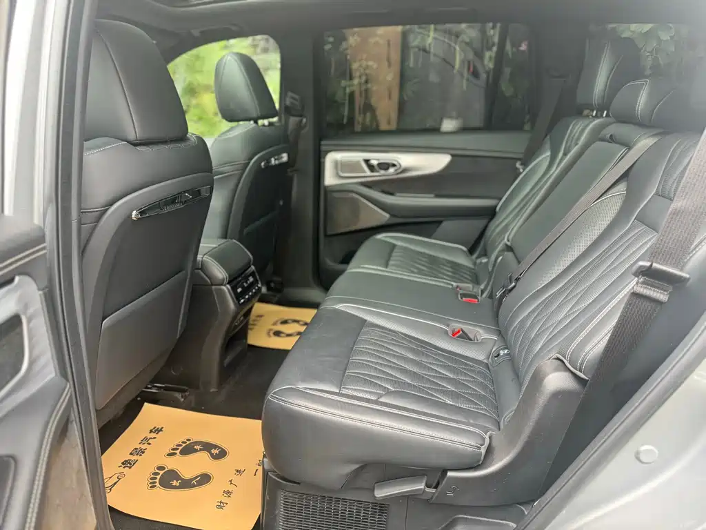 GAC Motor Trumpchi GS8 2023 — фото 13