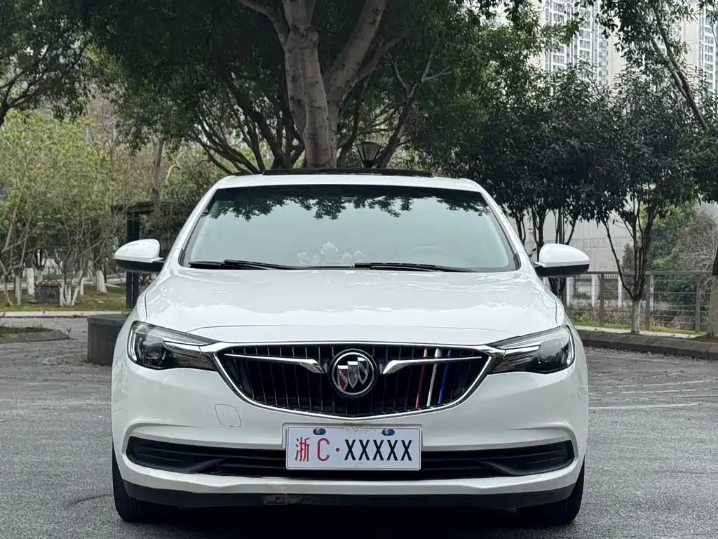 Buick Excelle 2019 — фото 2