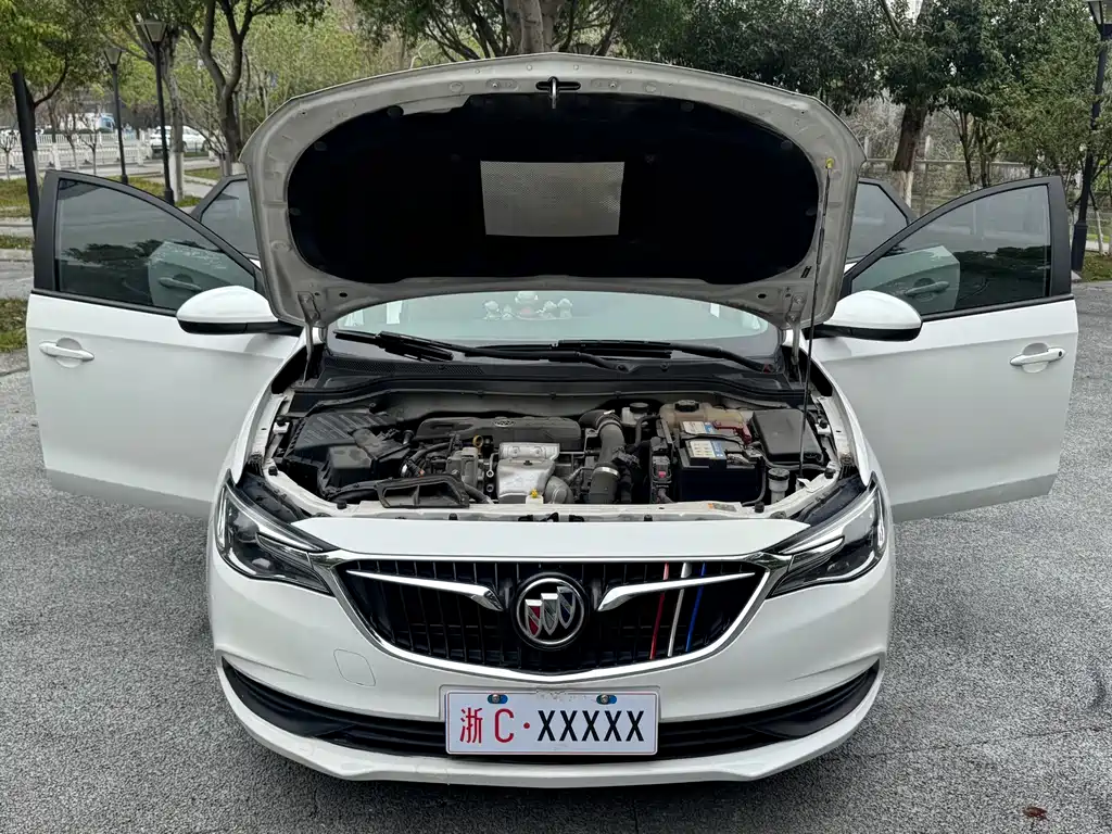Buick Excelle 2019 — фото 19