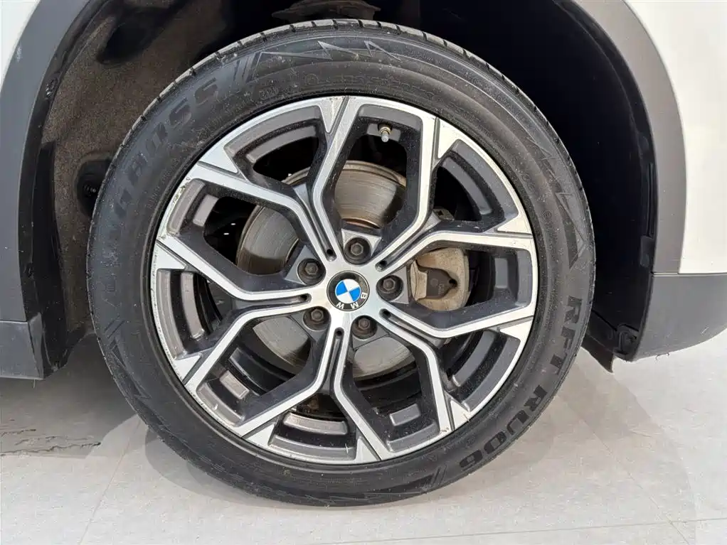 BMW X1 2022 — фото 18