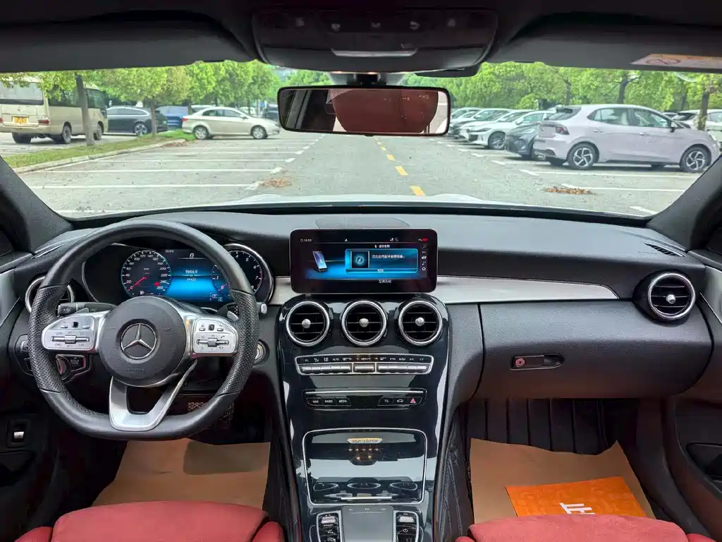 Mercedes-Benz C-Class 2021
