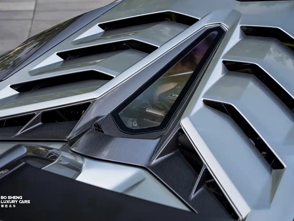 Lamborghini Aventador 2019 — фото 28