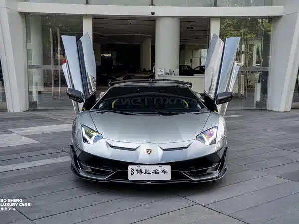 Lamborghini Aventador 2019