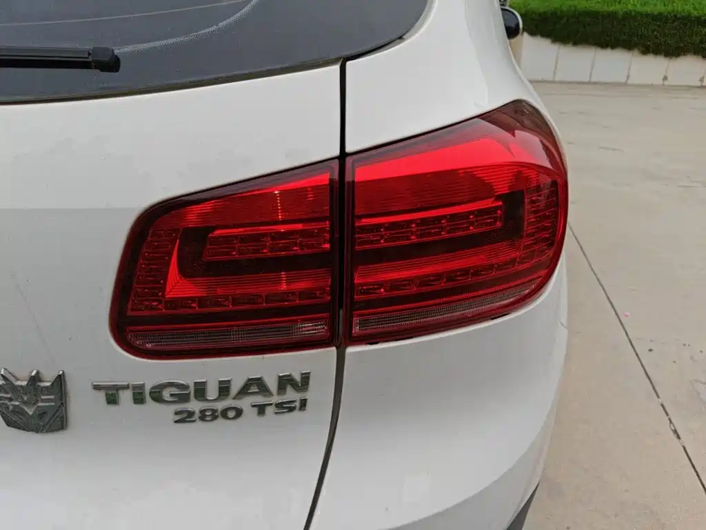 Volkswagen Tiguan 2018 — фото 8