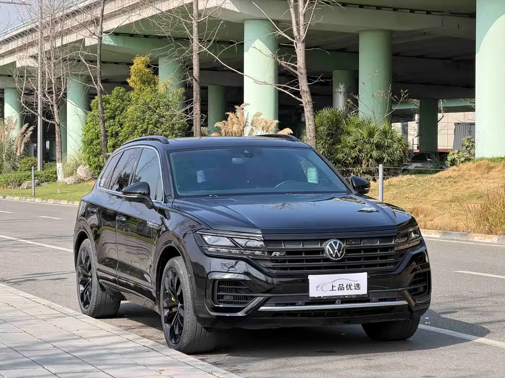 Volkswagen Touareg 2018 — фото 2