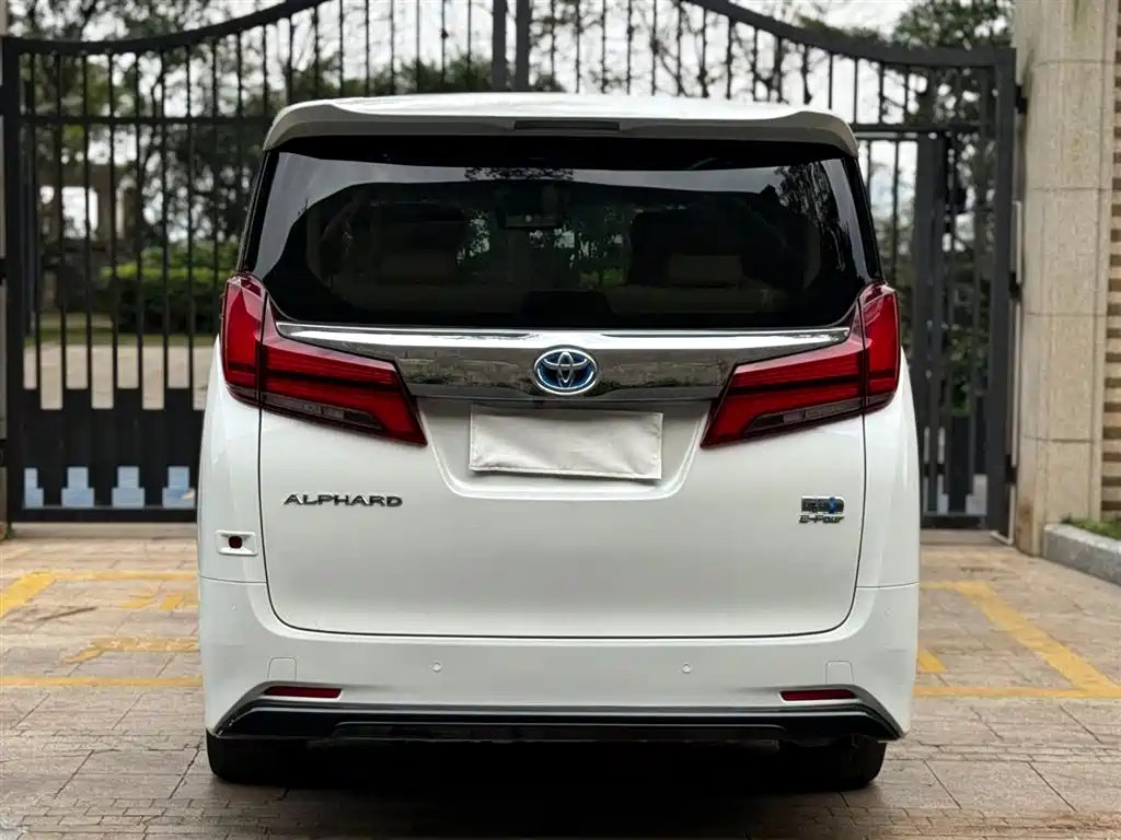 Toyota Alphard 2019 — фото 5