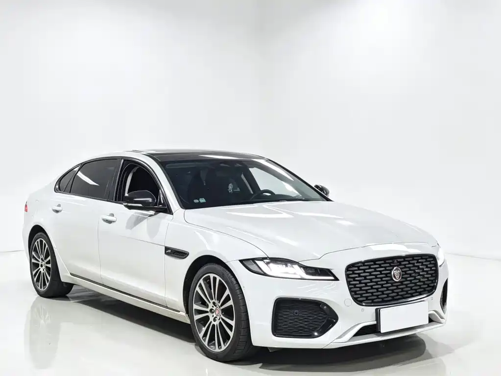 Jaguar XFL 2024