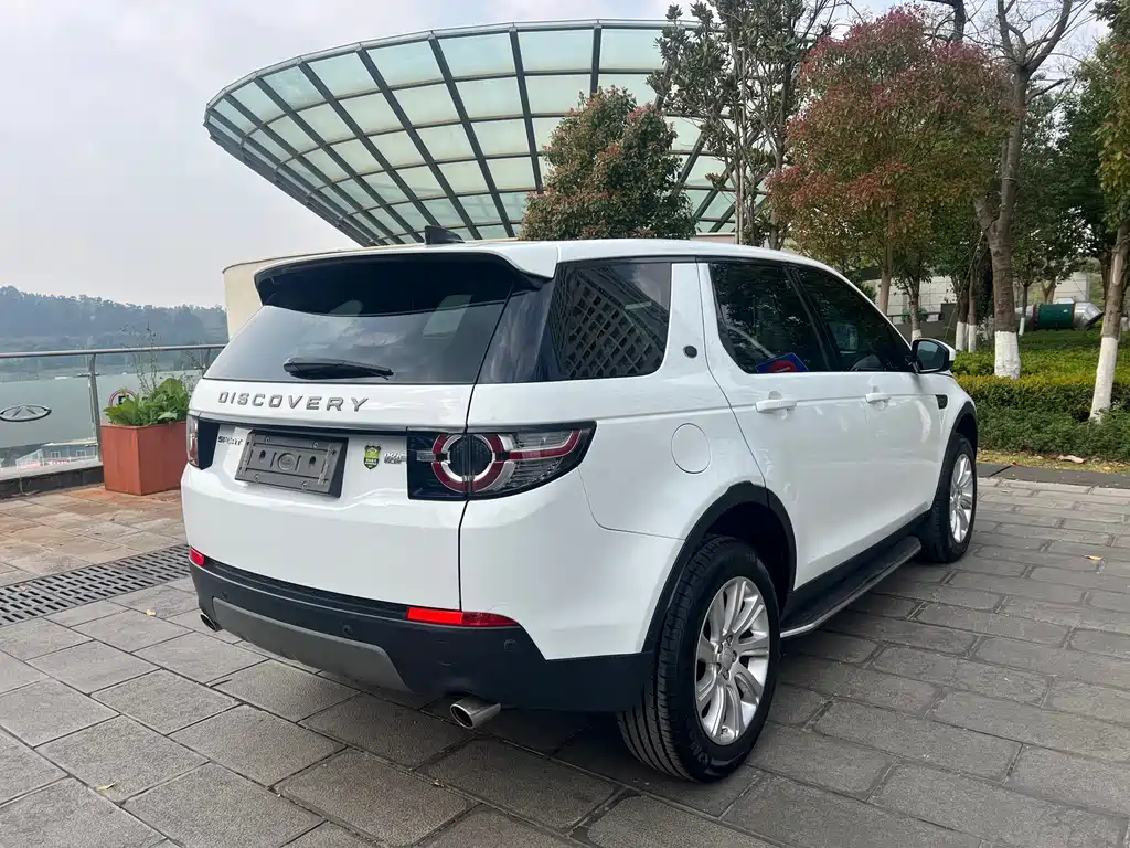 Land Rover Discovery Sport 2018 — фото 15