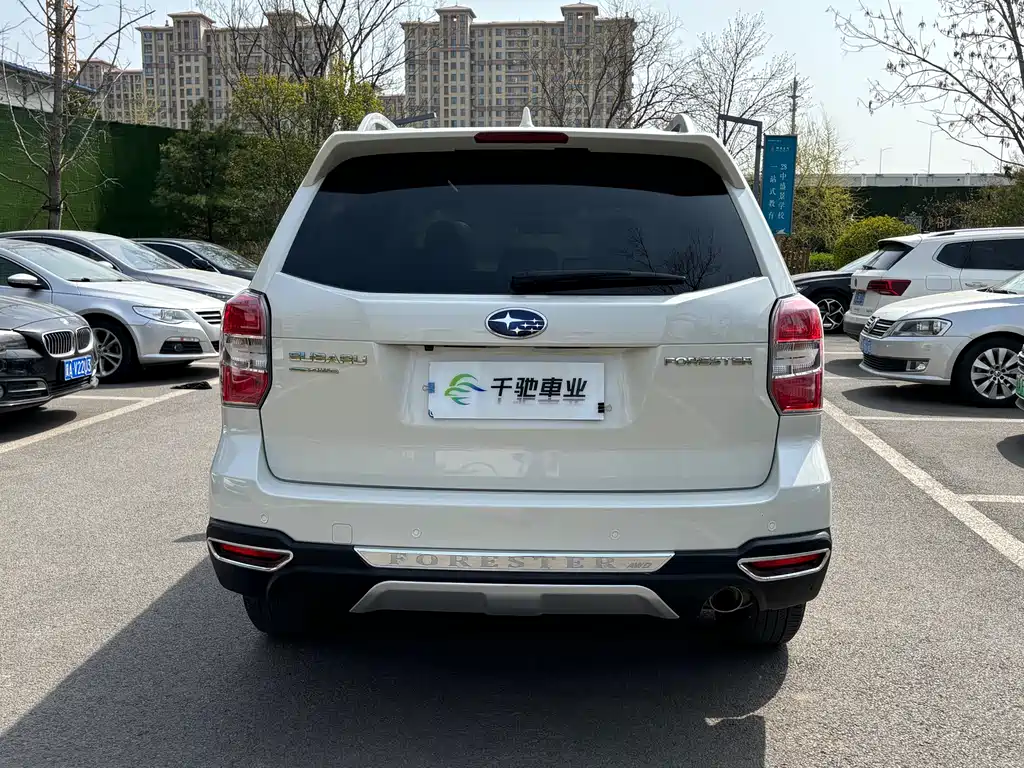 Subaru Forester 2016 — фото 18